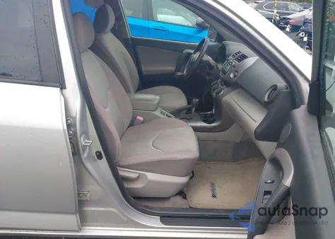 2006 Toyota Rav4 z USA, uszkodzony, nr VIN JTMBD33V266010511